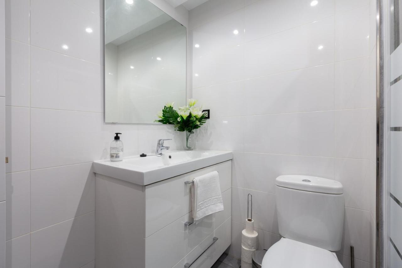 Apartament Apartamento La Victoria Malaga Zewnętrze zdjęcie