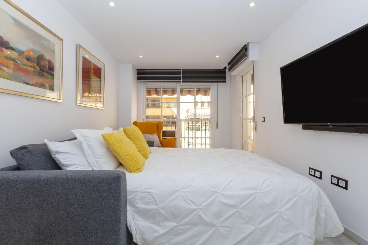 Apartament Apartamento La Victoria Malaga Zewnętrze zdjęcie